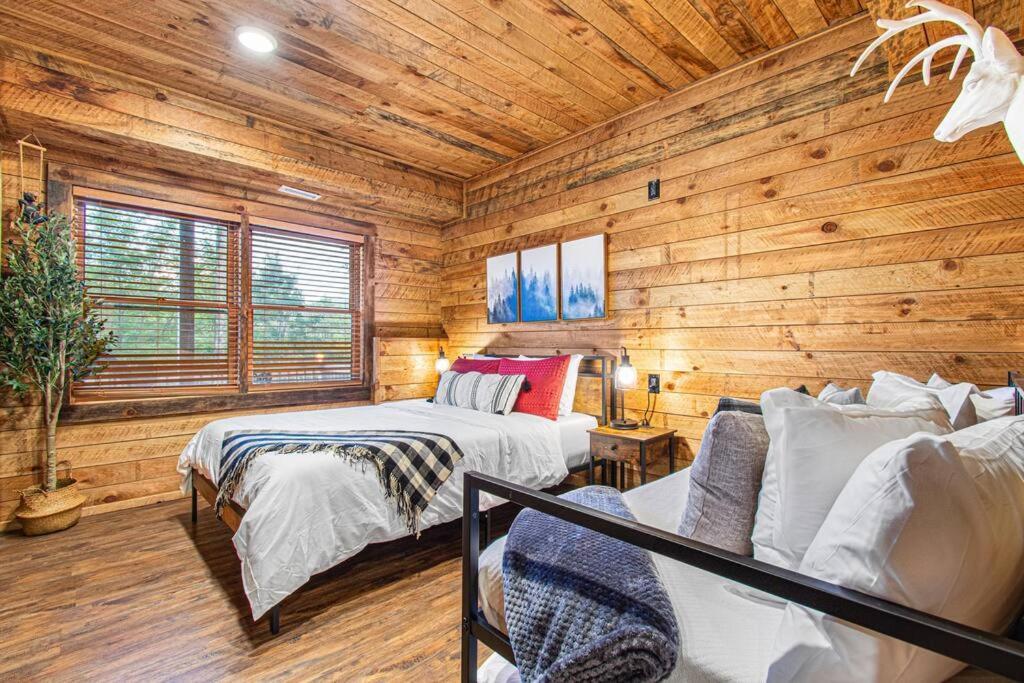 Cherry Log Summit Cabin By Bk Stays - Family Friendly - Playground - Game Room - Jacuzzi - Amazing Mountain Views Exterior foto